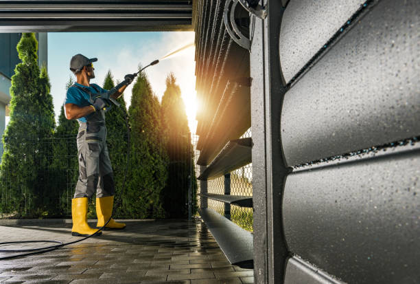 Best Pressure Washing Driveway  in Newcastle, WY