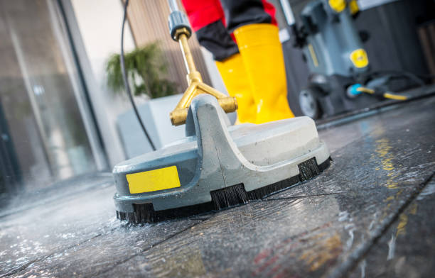Best Roof Pressure Washing  in Newcastle, WY